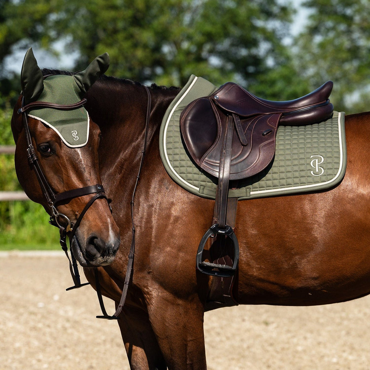 PS of Sweden Elite Jump Saddle Pad #colour_vintage-green